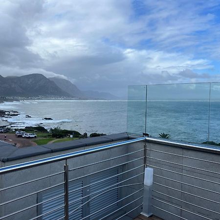 Hermanus Waterfront Apartment No 17 ภายนอก รูปภาพ