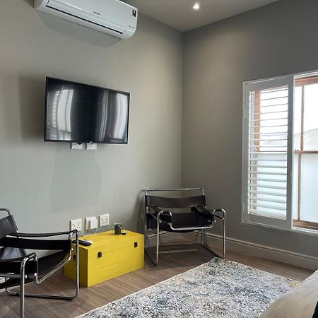 Hermanus Waterfront Apartment No 17 ภายนอก รูปภาพ