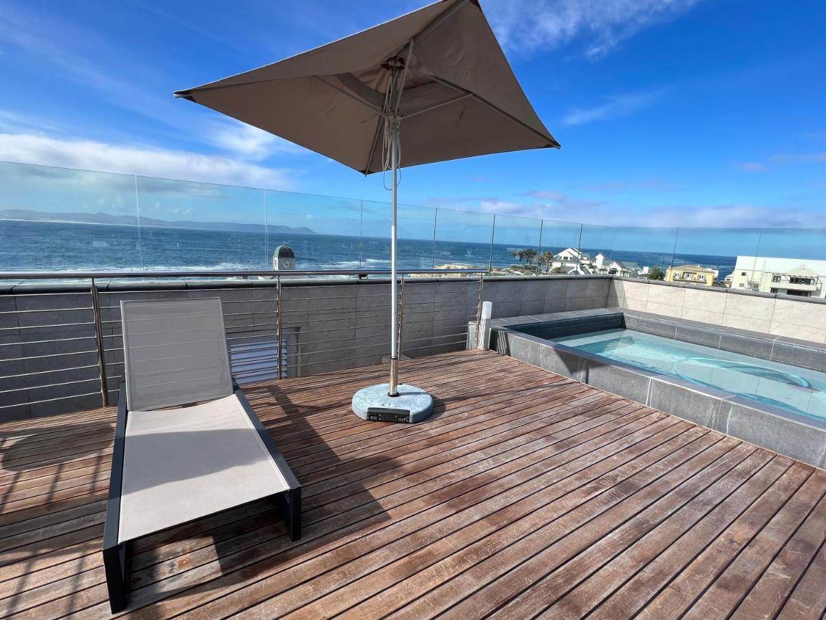 Hermanus Waterfront Apartment No 17 ภายนอก รูปภาพ