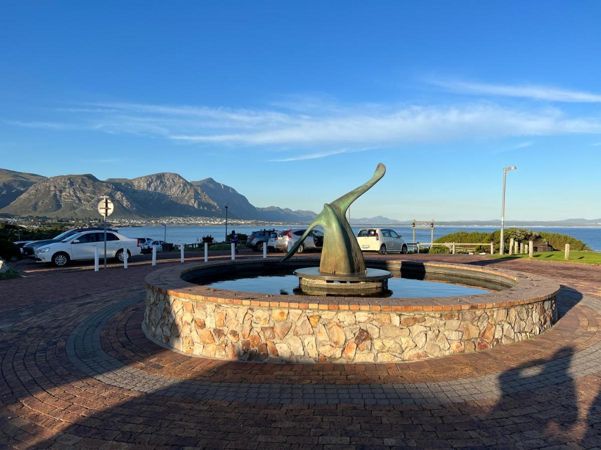 Hermanus Waterfront Apartment No 17 ภายนอก รูปภาพ
